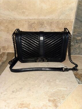 Rebecca Minkoff Chevron Crossbody Bag Black Leather Chain Strap Purse